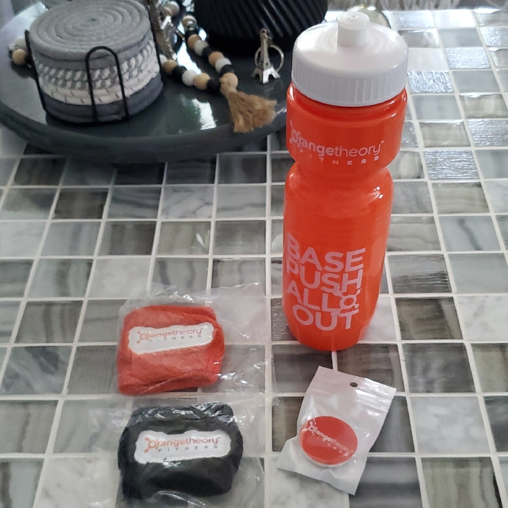 Orangetheory Fitness Orange Water Bottle Set